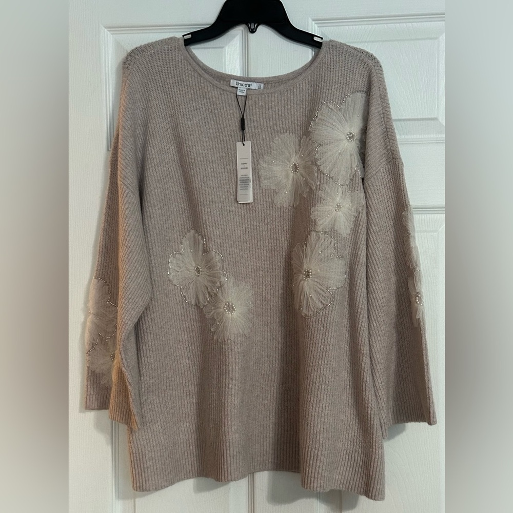 NWT Chico's Tulle Floral Pullover Sweater - Size Chicos 4 (XXL)